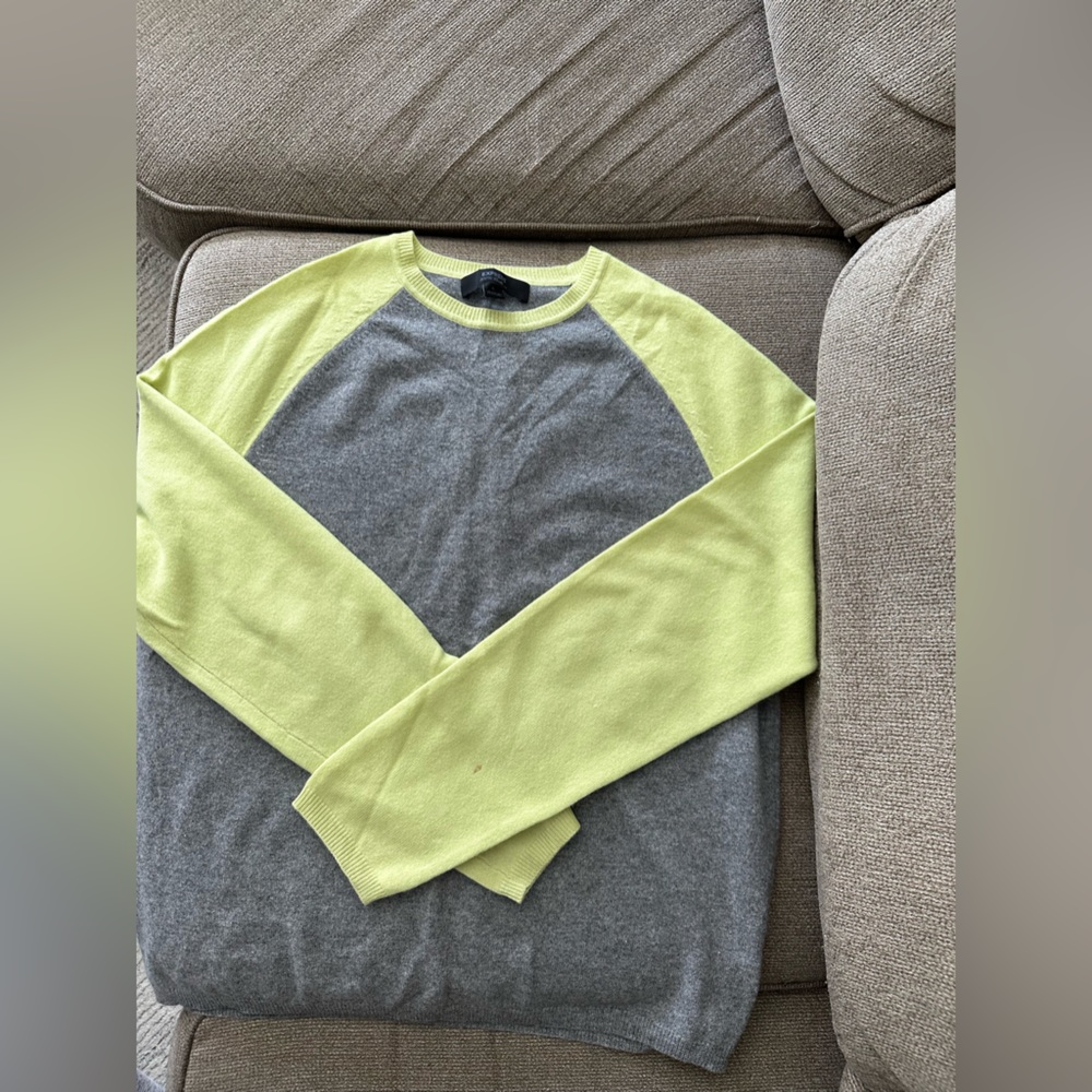Express mens 100% cashmere sweater